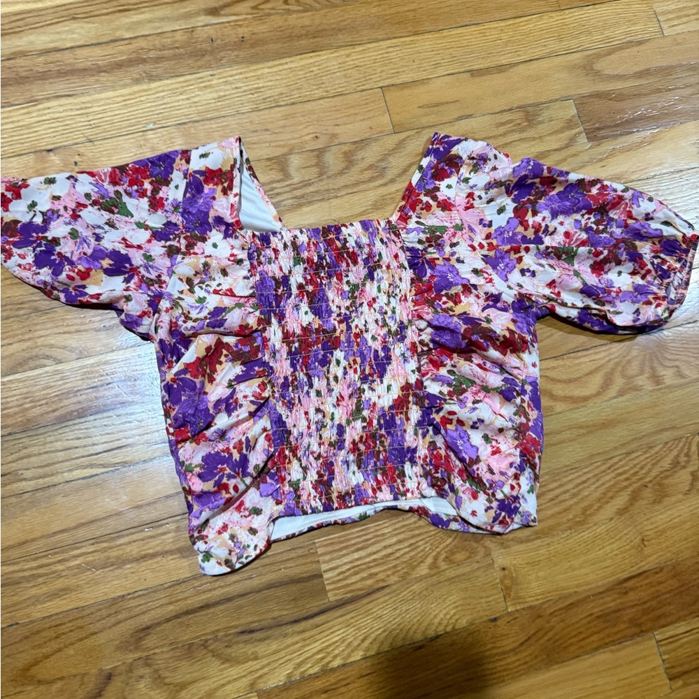 Floral Top - Picture 3 of 3